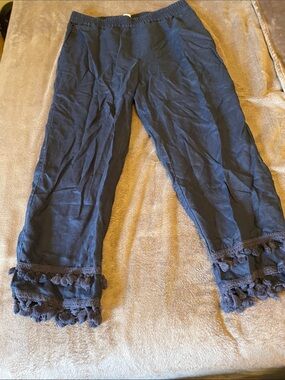 crown & ivy Navy linen Cropped Tassel Hem Pants